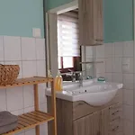 Heinrich Apartment
