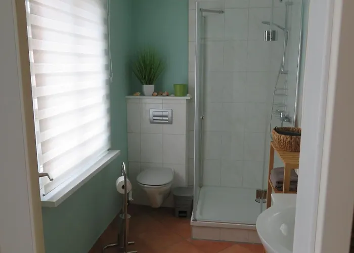 Heinrich Apartment *